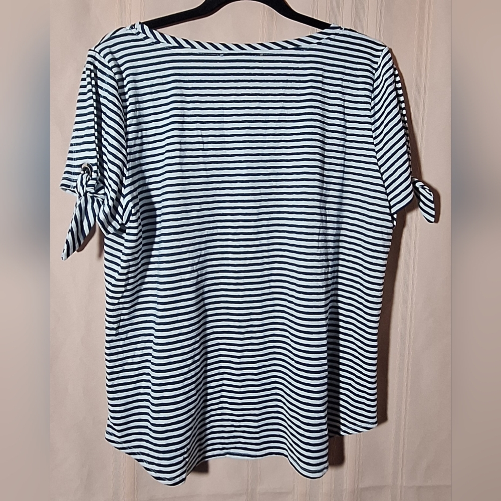 ROSE + OLIVE Navy Blue and White Striped Short Sleeve Top - Picture 2 of 5
